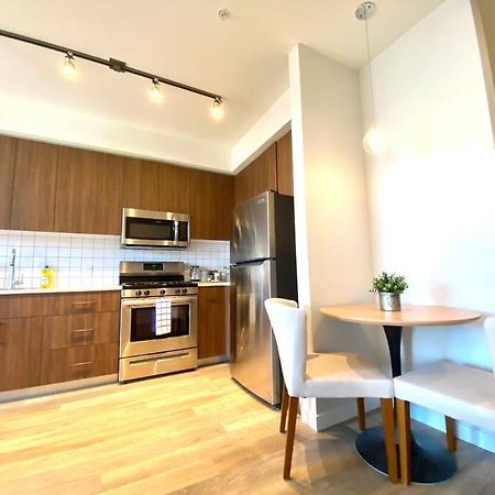 Lovely Brand New Condo Sidney Luaran gambar