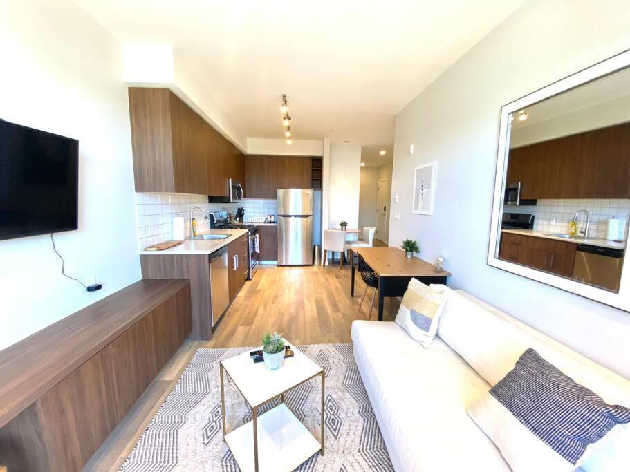 Lovely Brand New Condo Sidney Luaran gambar