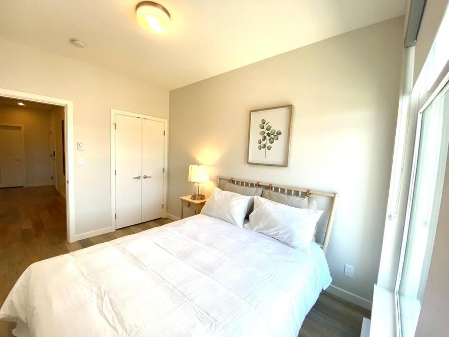 Lovely Brand New Condo Sidney Luaran gambar